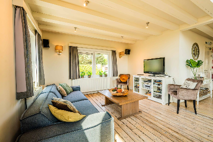 TV hoek vakantiehuis 18 personen Ardennen